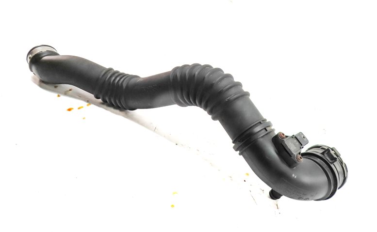 Thumbnail 1: 2014 BMW X1 (E84) 2.0L (N20) ENGINE AIR INTAKE HOSE PIPE
