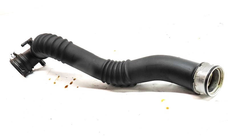 Thumbnail 5: 2014 BMW X1 (E84) 2.0L (N20) ENGINE AIR INTAKE HOSE PIPE