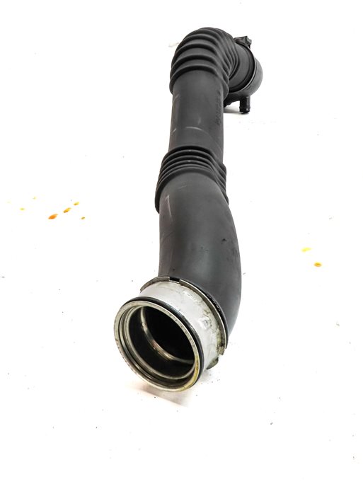 Thumbnail 6: 2014 BMW X1 (E84) 2.0L (N20) ENGINE AIR INTAKE HOSE PIPE