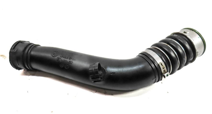Thumbnail 6: 2014 BMW X1 (E84) 2.0L (N20) ENGINE INTERCOOLER HOSE PIPE