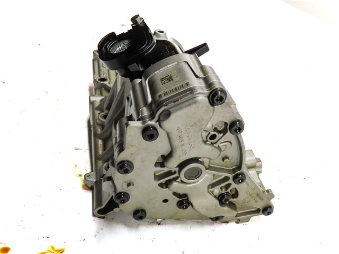 Thumbnail 3: 2014 BMW X1 (E84) 2.0L (N20) ENGINE MOTOR OIL FLUID PUMP ASSEMBLY