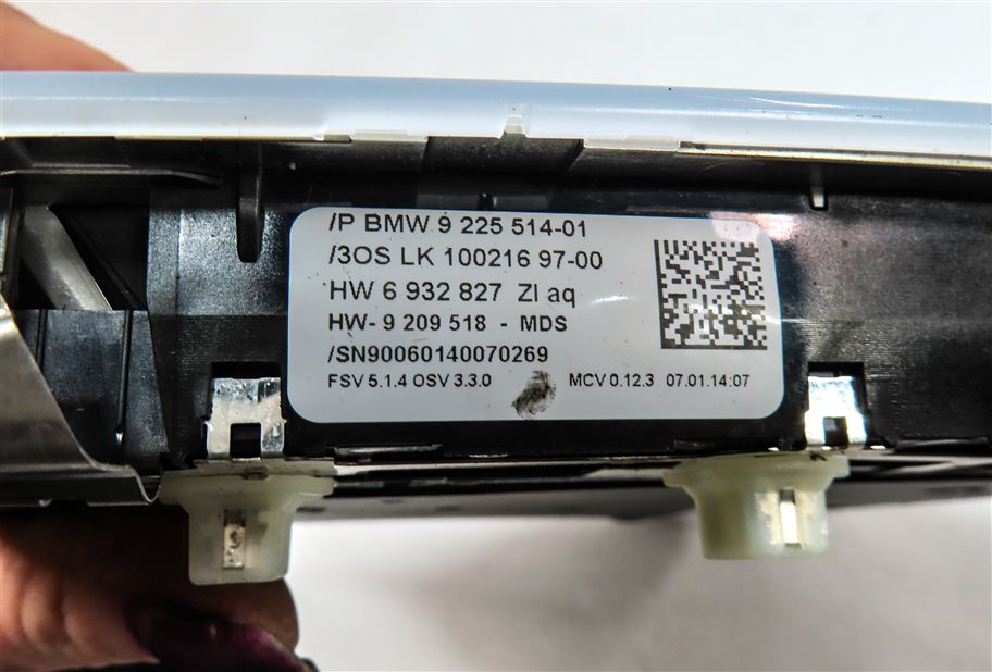 Thumbnail 6: 2014 BMW X1 (E84) FRONT INTERIOR OVERHEAD DOME MAP READING LIGHT LAMP (Gray)