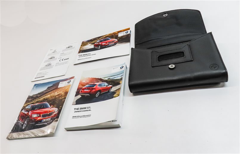 Thumbnail 2: 2014 BMW X1 (E84) 2.0L (N20) ENGINE OWNER'S MANUAL BOOKLET SET/5 w/ CASE
