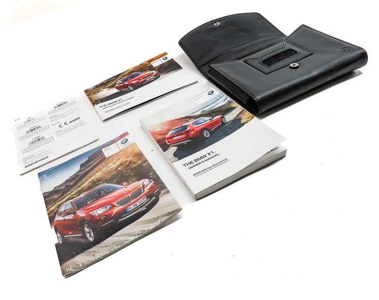 Thumbnail 3: 2014 BMW X1 (E84) 2.0L (N20) ENGINE OWNER'S MANUAL BOOKLET SET/5 w/ CASE