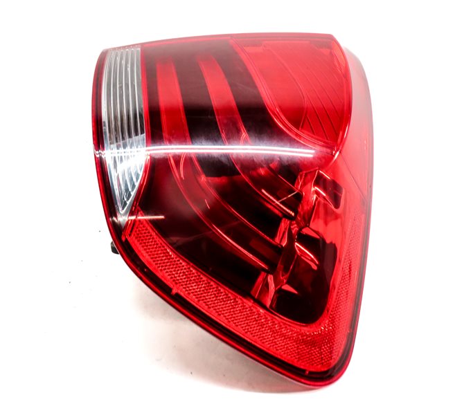 Thumbnail 4: 2012-2015 BMW X1 (E84) RIGHT PASSENGER REAR OUTER TAILLIGHT BRAKE LIGHT LAMP