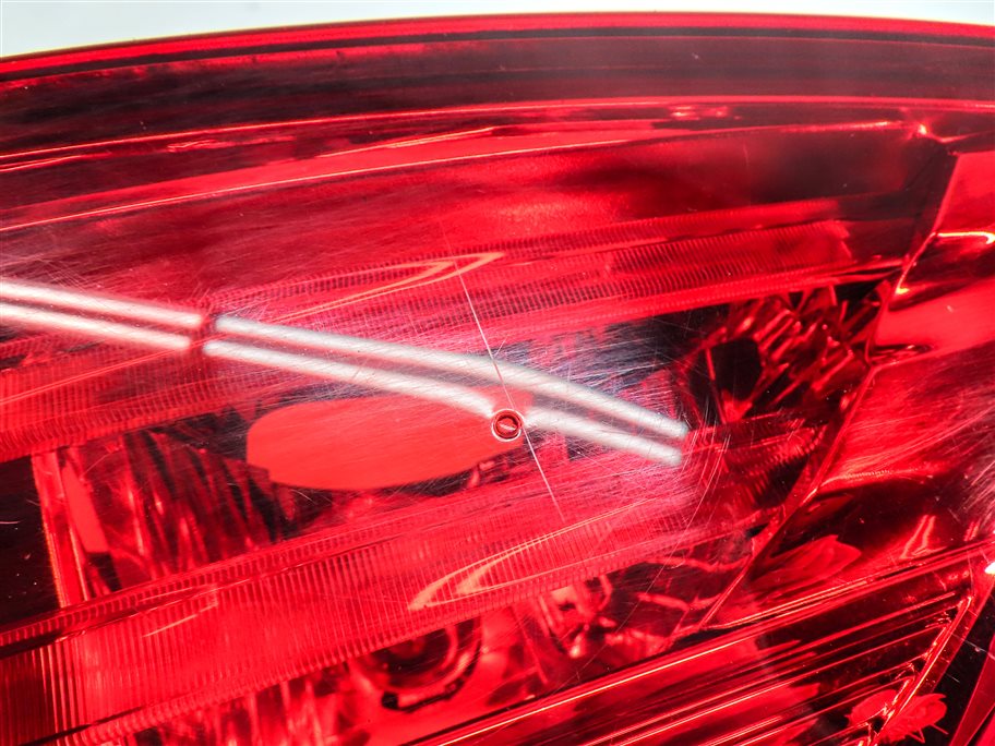 Thumbnail 7: 2012-2015 BMW X1 (E84) LEFT DRIVER REAR TRUNK INNER TAILLIGHT LIGHT LAMP