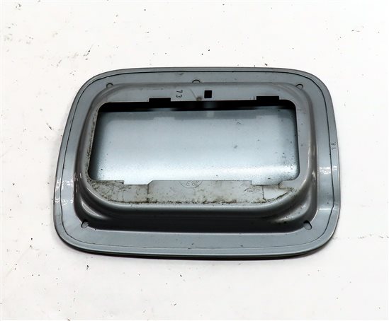 Thumbnail 9: 2013-2015 BMW X1 (E84) FUEL TANK DOOR LID COVER TRIM (Silver)