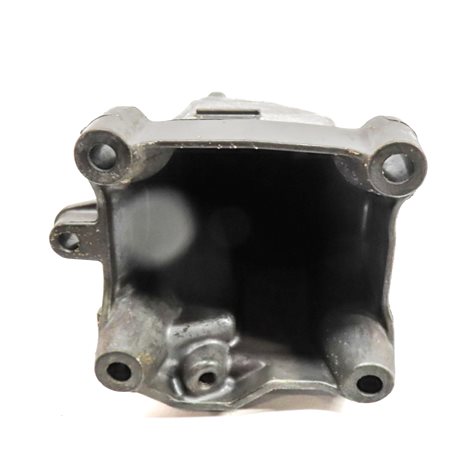 Thumbnail 5: 2015 MERCEDES C300 (W205) 2.0L RIGHT PASSENGER ENGINE MOTOR MOUNT BRACKET