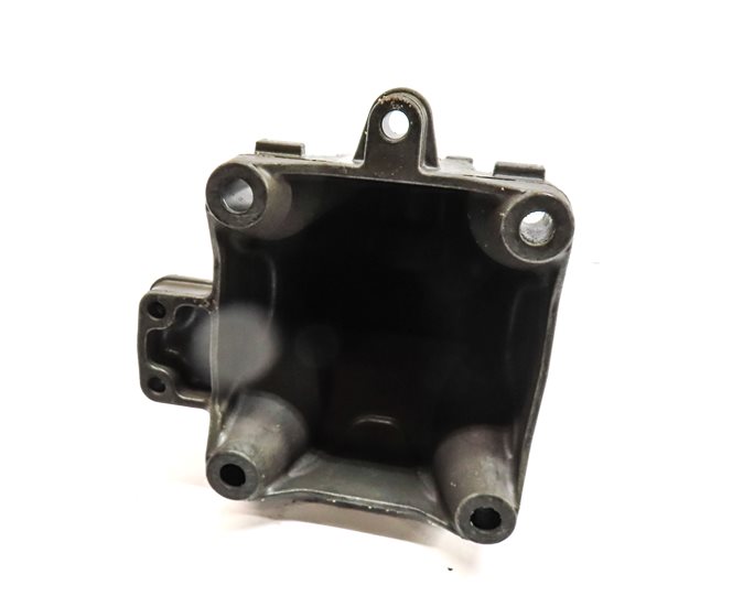 Thumbnail 7: 2015 MERCEDES C300 (W205) 2.0L LEFT DRIVER ENGINE MOTOR MOUNT BRACKET