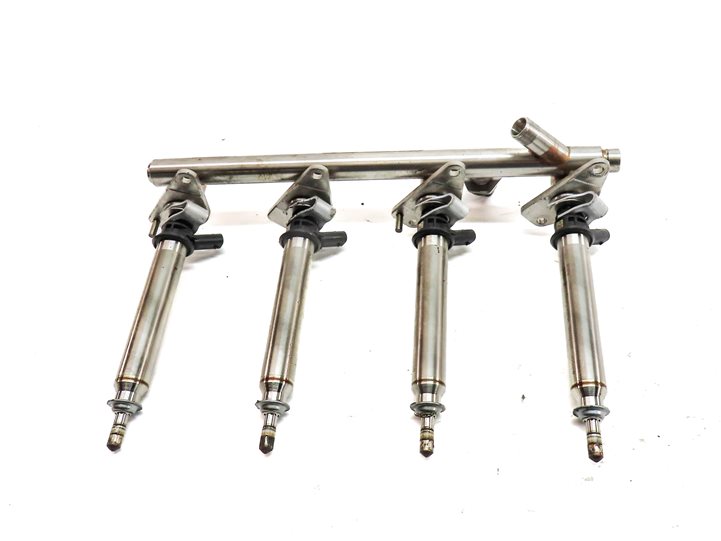 Thumbnail 5: 2015 MERCEDES C300 (W205) 2.0L ENGINE FUEL INJECTOR SET/4 w/ RAIL ASSEMBLY
