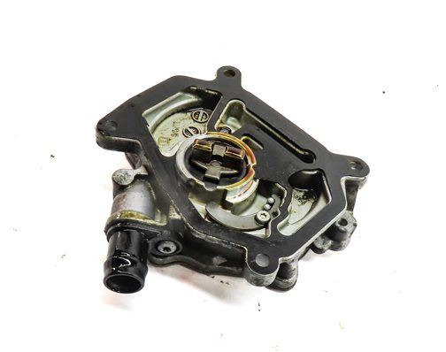 13-21 MERCEDES B C CLA GLA GLC SLC SLK (C117 W205 W253 W246 X156) VACUUM PUMP