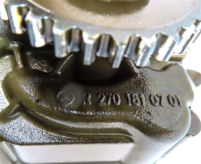 Thumbnail 8: 2015 MERCEDES C300 (W205) 2.0L ENGINE MOTOR OIL FLUID PUMP ASSEMBLY