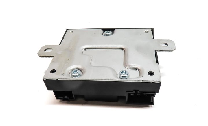 Thumbnail 6: 2015 MERCEDES C300 (W205) 2.0L ENGINE MOTOR FUEL PUMP CONTROL MODULE