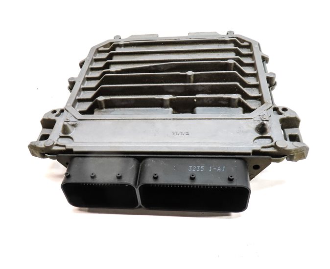 Thumbnail 5: 15-16 MERCEDES C300 C350E (W205) 2.0. TURBO M274 ENGINE CONTROL MODULE COMPUTER