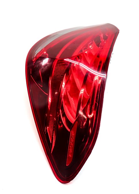 Thumbnail 4: 15-17 MERCEDES C-CLASS (W205) REAR RIGHT INCANDESCENT TAILLIGHT BRAKE LIGHT LAMP