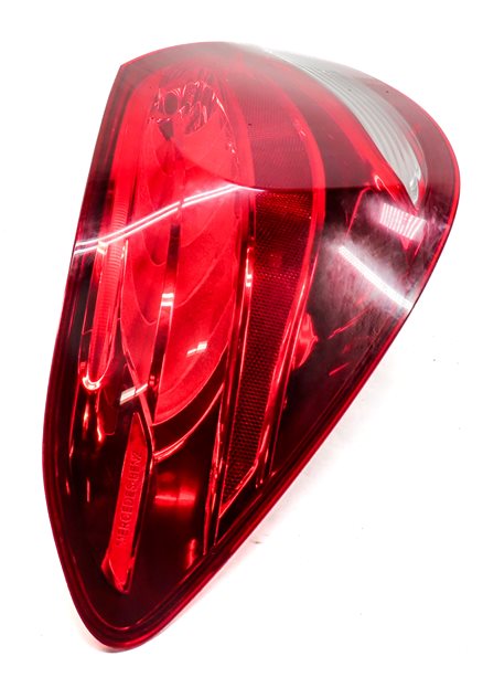 Thumbnail 4: 15-17 MERCEDES C-CLASS (W205) REAR LEFT INCANDESCENT TAILLIGHT BRAKE LIGHT LAMP