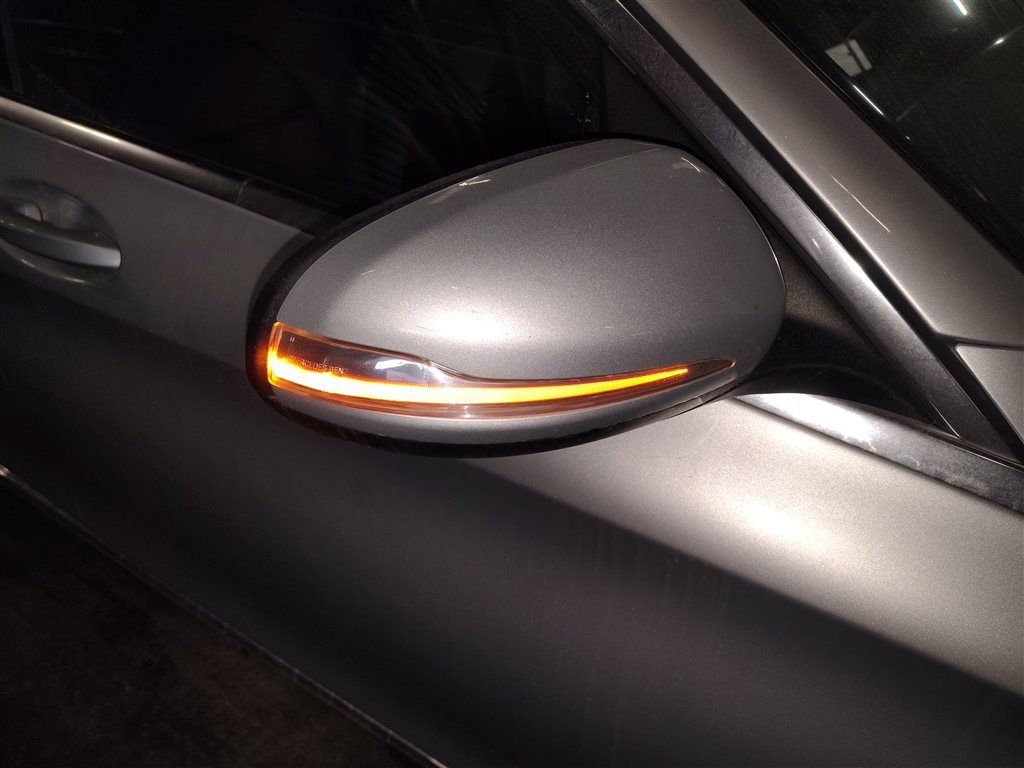 Thumbnail 2: 15-16 MERCEDES C-CLASS W205 RIGHT PFOLD HEAT MEMORY AUTODIM DOOR MIRROR (Silver)