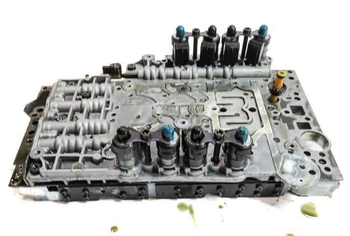 Thumbnail 5: 15-20 MERCEDES C E S GL ML (W205 W212 W166 W222 X166) TRANSMISSION VALVE BODY