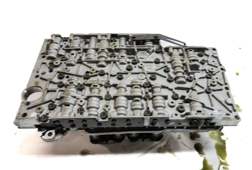 Thumbnail 7: 15-20 MERCEDES C E S GL ML (W205 W212 W166 W222 X166) TRANSMISSION VALVE BODY