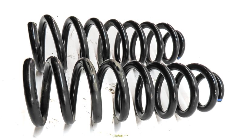 Thumbnail 4: 2015-2021 MERCEDES C300 C350 C400 C43 (W205) REAR SUSPENSION COIL SPRING SET-2