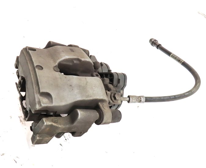 Thumbnail 3: 15-21 MERCEDES C-CLASS (W205) REAR LEFT BRAKE CALIPER w/ PARKING BRAKE ACTUATOR