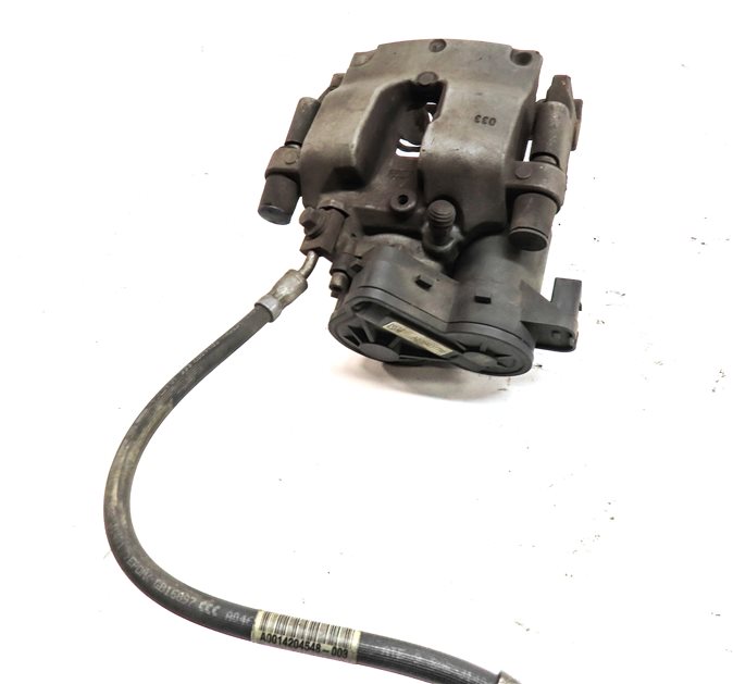 Thumbnail 4: 15-21 MERCEDES C-CLASS (W205) REAR LEFT BRAKE CALIPER w/ PARKING BRAKE ACTUATOR