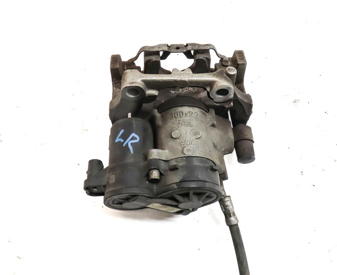 Thumbnail 5: 15-21 MERCEDES C-CLASS (W205) REAR LEFT BRAKE CALIPER w/ PARKING BRAKE ACTUATOR
