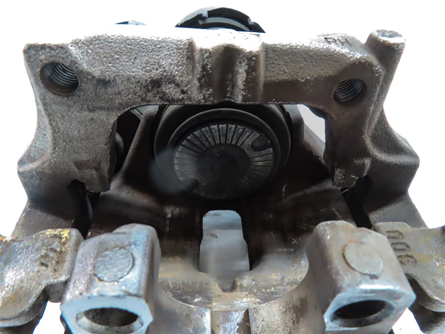 Thumbnail 8: 15-21 MERCEDES C-CLASS (W205) REAR RIGHT BRAKE CALIPER w/ PARKING BRAKE ACTUATOR