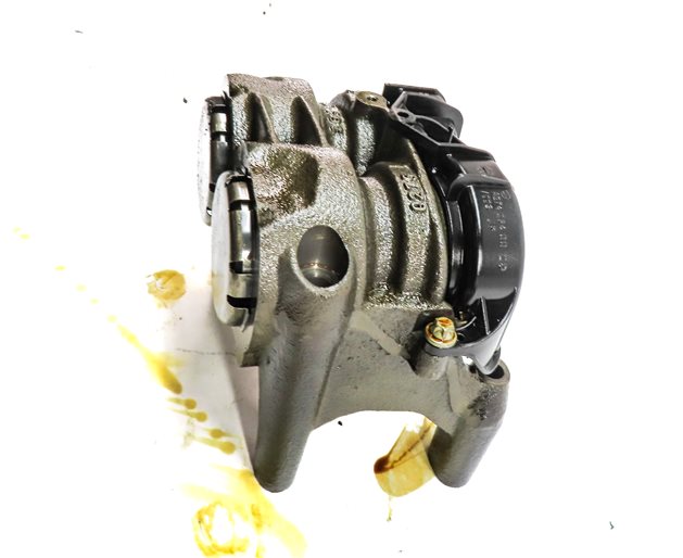 Thumbnail 3: 2015 MERCEDES C300 (W205) 2.0L ENGINE DYNAMIC BALANCE SHAFT