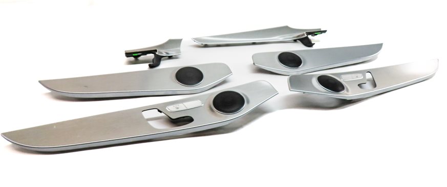 Thumbnail 3: 2015 MERCEDES C300 (W205) INTERIOR DASH DOOR TRIM SET/6 w/ SPEAKERS (Aluminum)