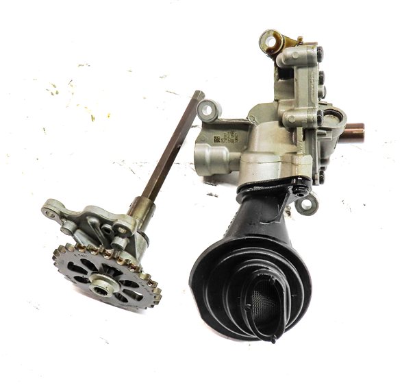 Thumbnail 2: 2017 AUDI Q7 (4M) 3.0L SUPER (CREC) ENGINE MOTOR OIL FLUID PUMP w/PICK UP TUBE