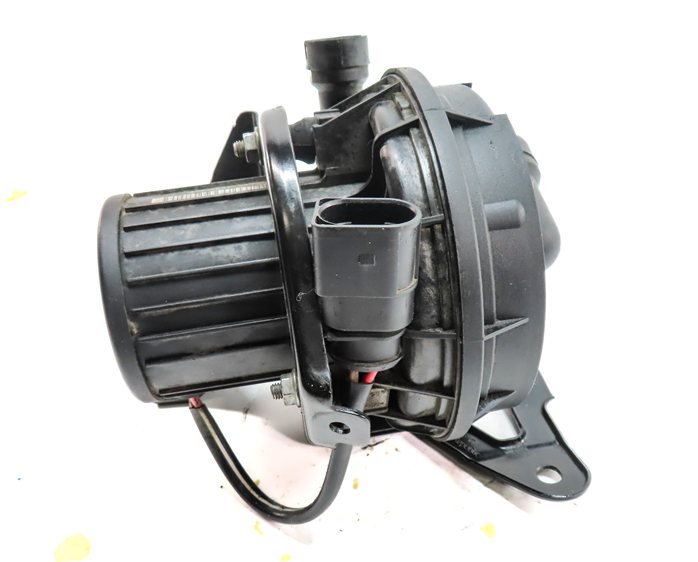 Thumbnail 5: 2014-2019 AUDI A6 A7 Q5 Q7 SQ5 (C7 4G8 4M B8 8R) 3.0L ENGINE AIR INJECTION PUMP