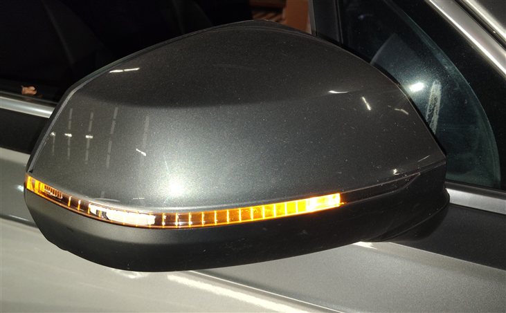 Thumbnail 2: 17-19 AUDI Q7 4M RIGHT PASSENGER P-FOLD BLIND SPOT CAMERA DOOR MIRROR (Gray)