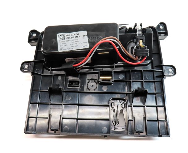 Thumbnail 4: 2017 AUDI Q7 (4M) FRONT CENTER CONSOLE ASHTRAY 12V POWER OUTLET ASSEMBLY