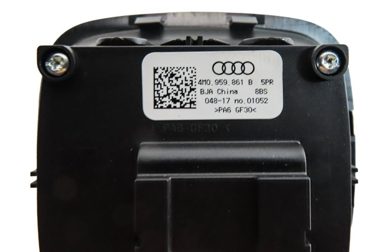 Thumbnail 4: 2017 AUDI Q7 (4M) REAR 3RD ROW FOLDING SEAT POSITION ADJUST CONTROL SWITCH