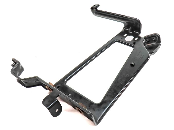 Thumbnail 4: 2017 AUDI Q7 (4M) 3.0L SUPER (CREC) FRONT LEFT DRIVER RADIATOR SUPPORT BRACKET