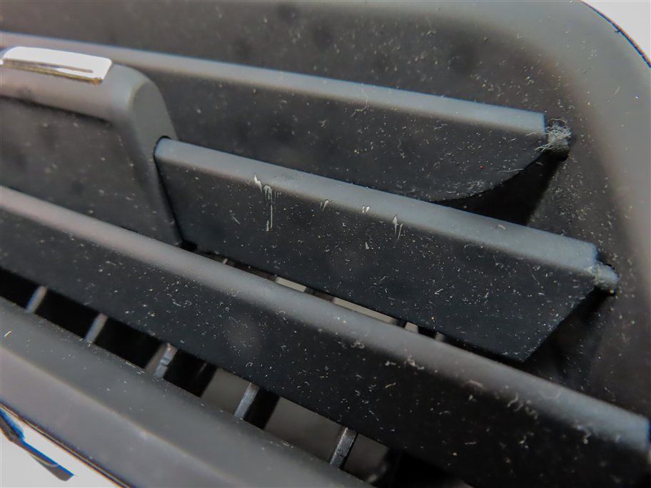 Thumbnail 7: 2017 AUDI Q7 (4M) FRONT CENTER RIGHT DASH HEAT AIR AC HVAC VENT ASSEMBLY