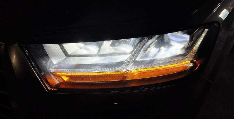 Thumbnail 2: 17-19 AUDI Q7 (4M) LEFT FRONT DRIVER DYNAMIC LED HEADLIGHT LIGHT LAMP (8Q3)
