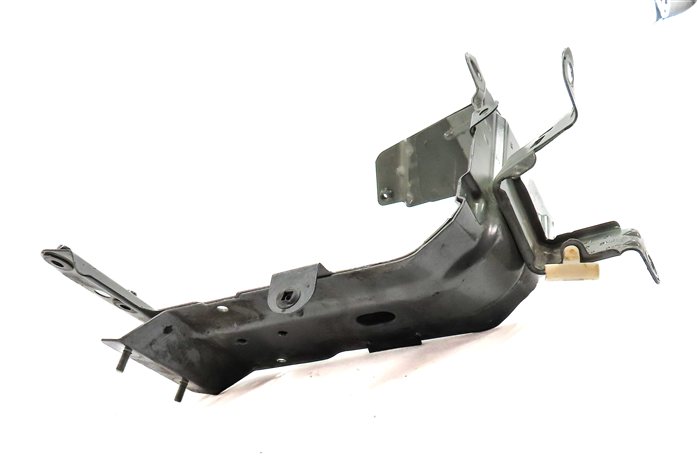 Thumbnail 6: 2017 AUDI Q7 (4M) FRONT LEFT DRIVER FENDER SUPPORT MOUNT BRACKET