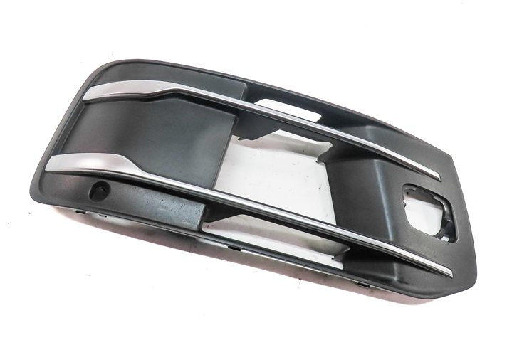 Thumbnail 2: 2017 AUDI Q7 (4M) FRONT RIGHT PASSENGER FOG LIGHT LAMP TRIM GRILLE (BLACK)
