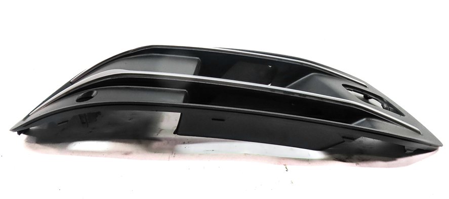 Thumbnail 3: 2017 AUDI Q7 (4M) FRONT RIGHT PASSENGER FOG LIGHT LAMP TRIM GRILLE (BLACK)