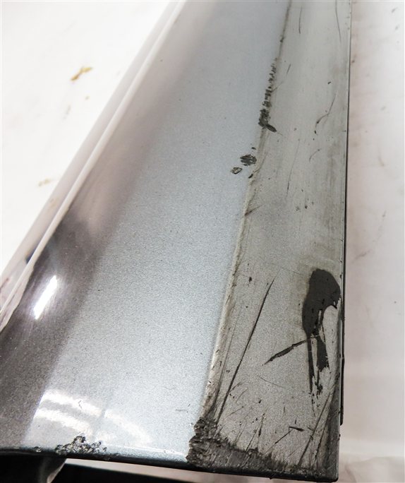 Thumbnail 13: 2017-2019 AUDI Q7 (4M) RIGHT FRONT PASSENGER DOOR RUNNER MOULDING TRIM (Gray)