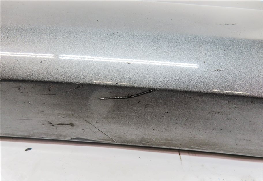 Thumbnail 8: 2017-2019 AUDI Q7 (4M) FRONT LEFT DRIVER LOWER DOOR MOULDING TRIM (Gray)