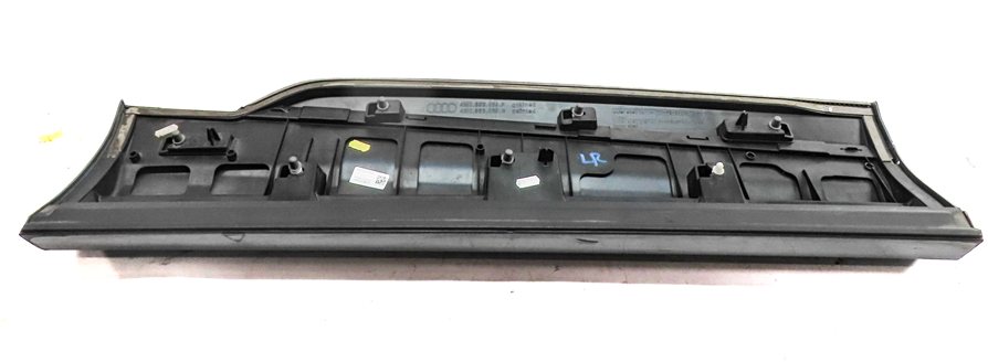 Thumbnail 5: 2017-2019 AUDI Q7 (4M) REAR LEFT DOOR LOWER MOULDING RUNNER TRIM (Gray)