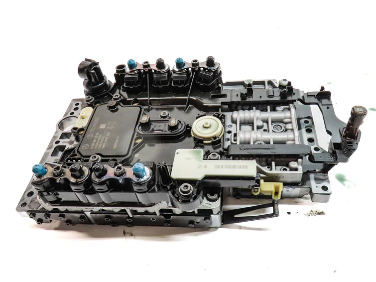 Thumbnail 5: 14-15 MERCEDES GLK350 X204 RWD AUTO TRANSMISSION VALVE BODY w/CONDUCTOR PLATE