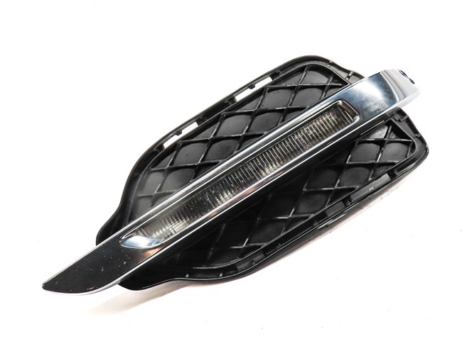 12-15 MERCEDES ML250 ML350 ML400 ML550 (W166) RIGHT PASSENGER DRL FOGLIGHT LAMP