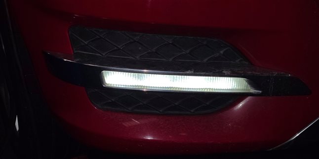 Thumbnail 2: 12-15 MERCEDES ML250 ML350 ML400 ML550 (W166) RIGHT PASSENGER DRL FOGLIGHT LAMP