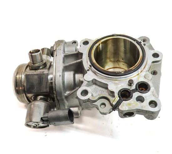 Thumbnail 4: 12-18 MERCEDES C E GLE GLK ML (W204 W207 W212 W166) M276 HIGH PRESSURE FUEL PUMP