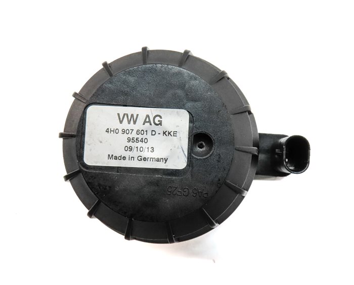 Thumbnail 4: 2014 AUDI S5 COUPE (B8 8T) BODY IMPACT SOUND ALERT SENSOR MODULE