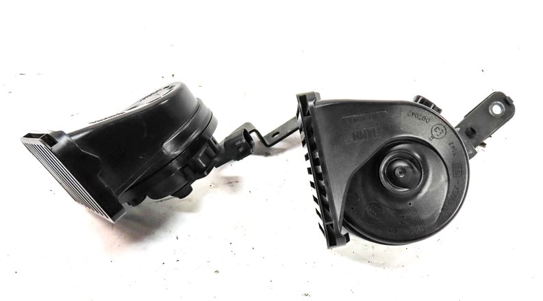 Thumbnail 2: 17-23 LAND ROVER DISCOVERY L462 FRONT HIGH LOW TONE HORN SPEAKER SET/2